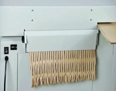 Kartonpolster Auslass